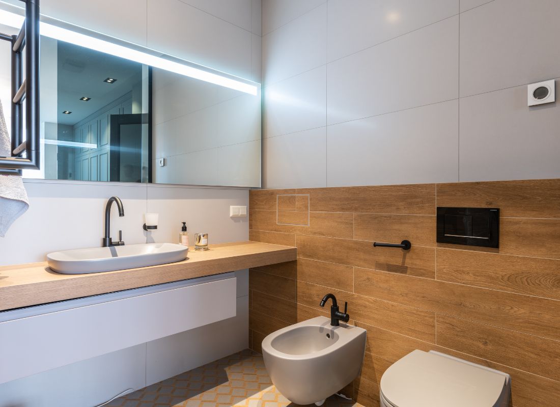 Transform Your Space with Stylish Tiles & Backsplashes